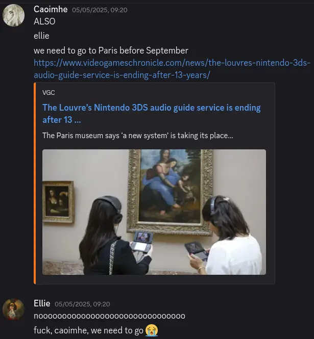 Ellie and me discussing going to Paris on Discord.